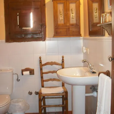 Guest house Casa De Oria 2*