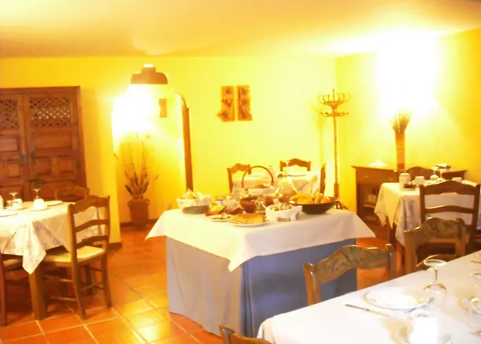 בית הארחה Casa De Oria 2*