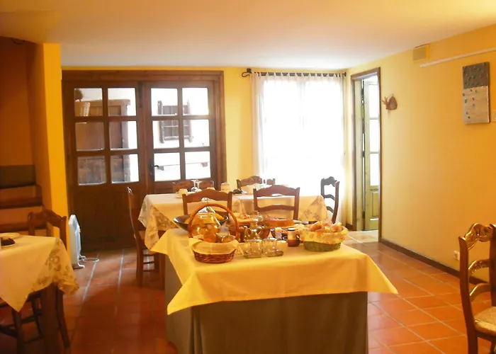 בית הארחה Casa De Oria 2*