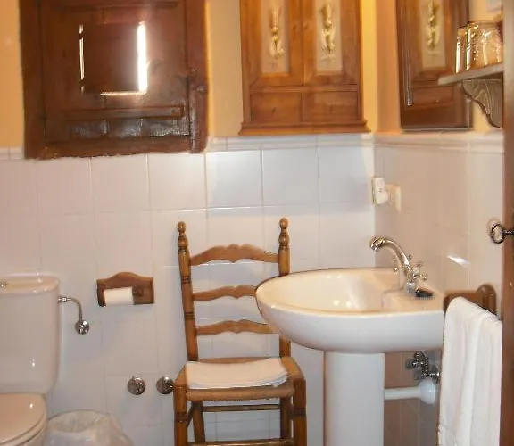 בית הארחה Casa De Oria 2*